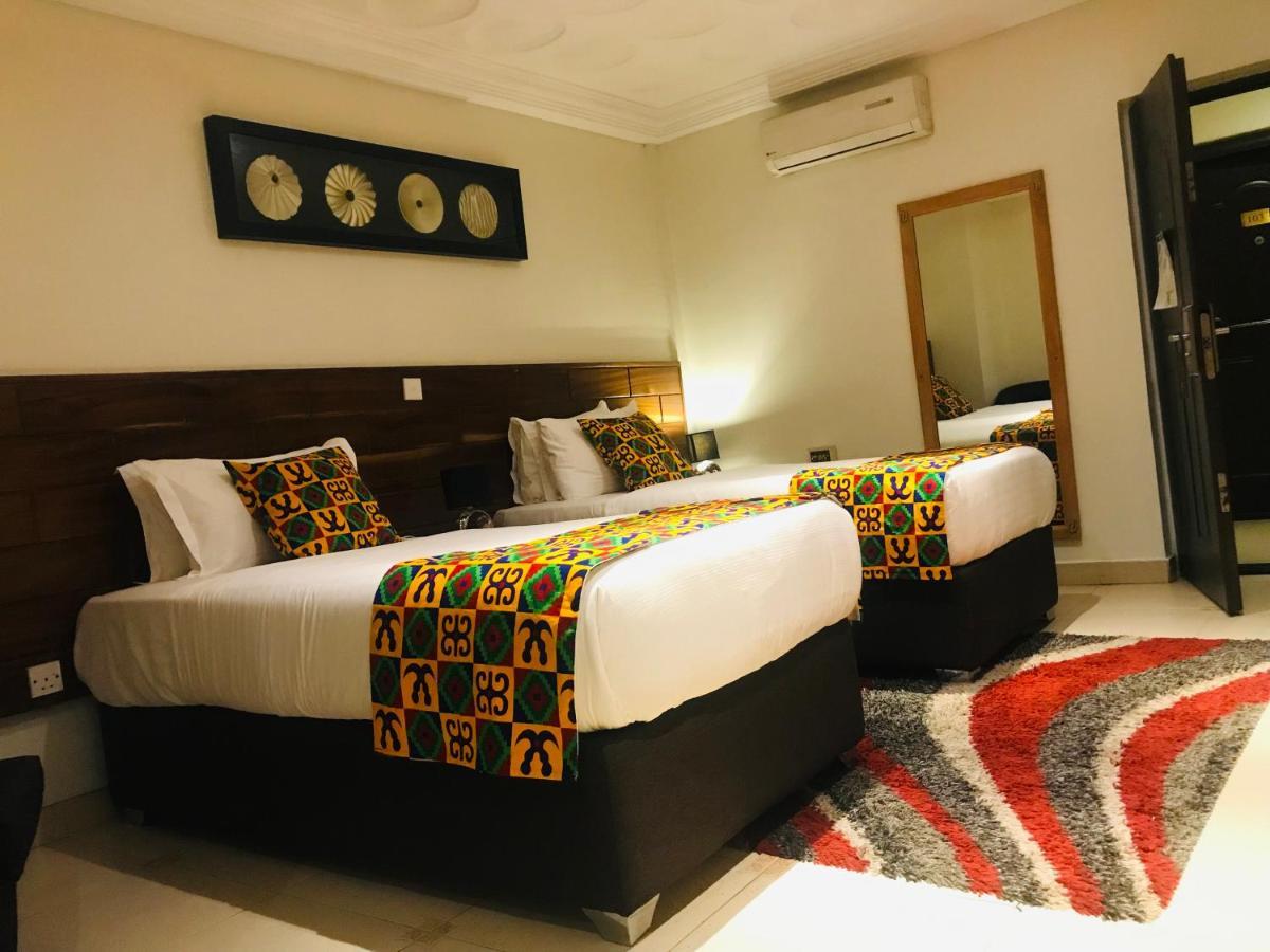 Airport West Hotel Accra Ngoại thất bức ảnh