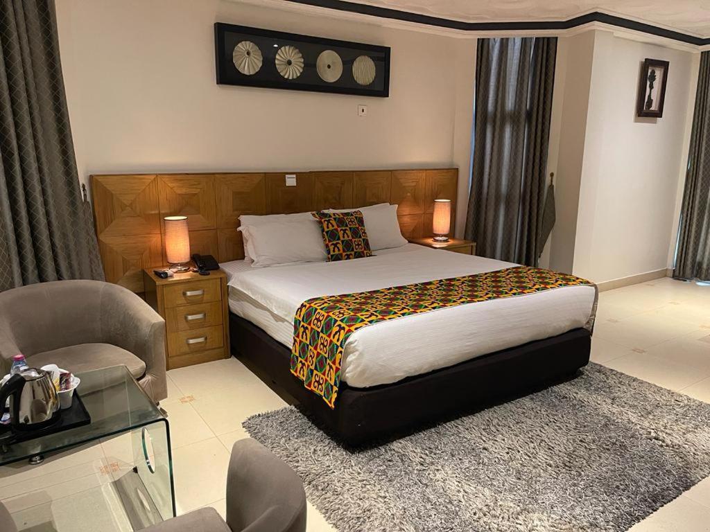 Airport West Hotel Accra Ngoại thất bức ảnh