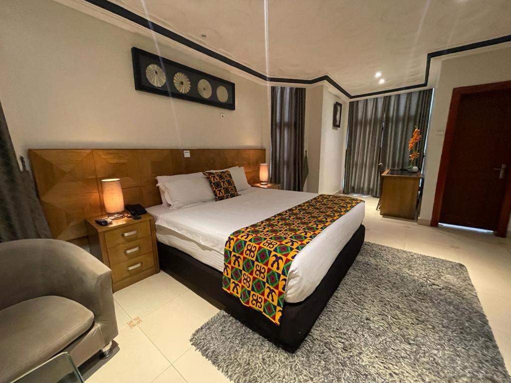 Airport West Hotel Accra Ngoại thất bức ảnh