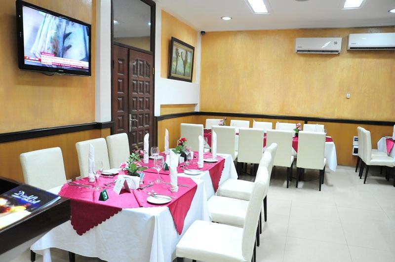 Airport West Hotel Accra Ngoại thất bức ảnh